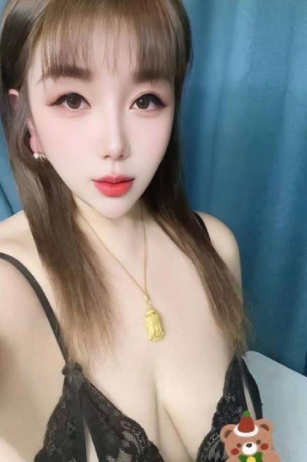 西青大胸妹